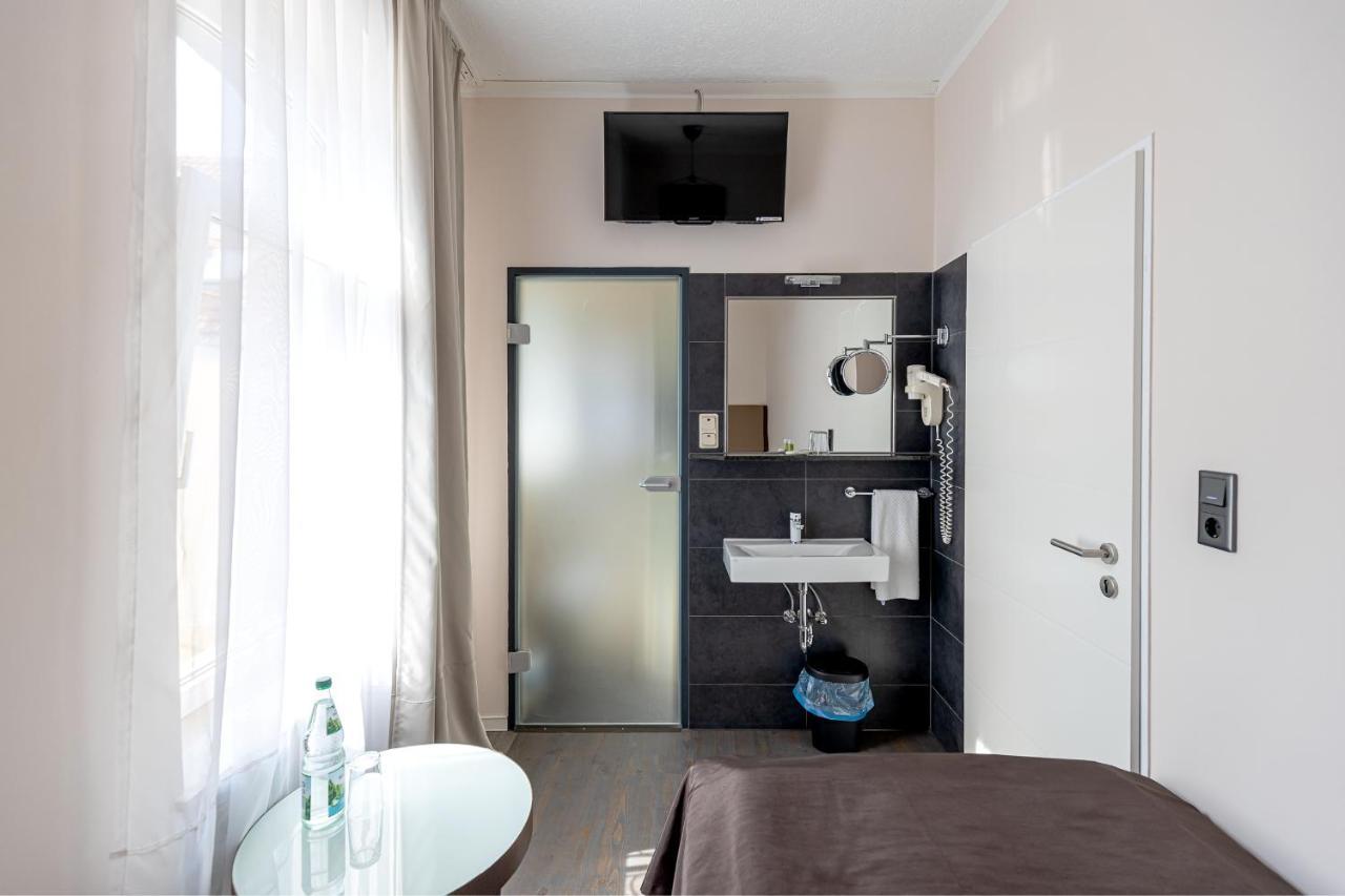 Hotel Garni " Am Domplatz" Ερφούρτη Εξωτερικό φωτογραφία