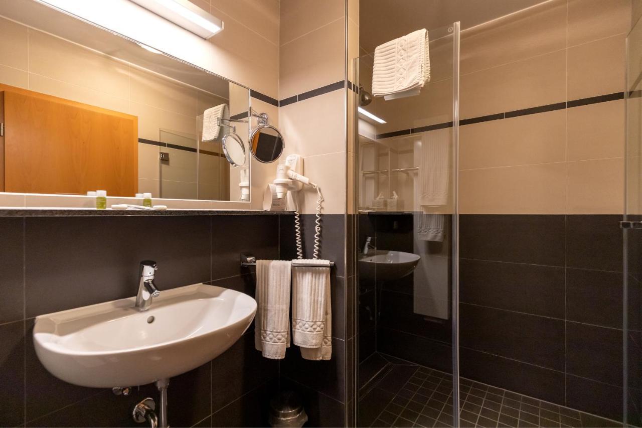 Hotel Garni " Am Domplatz" Ερφούρτη Εξωτερικό φωτογραφία